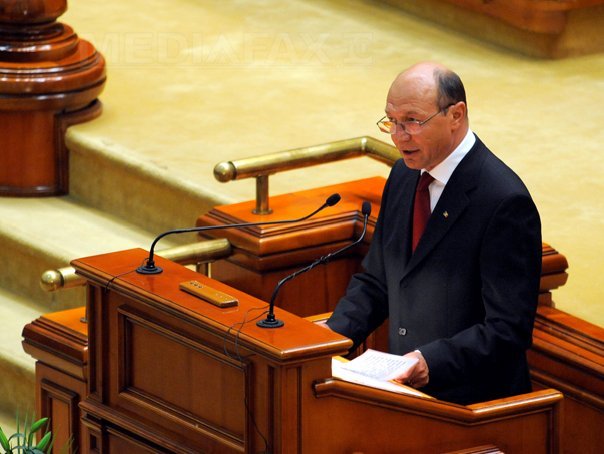 Imaginea articolului Preşedintele Băsescu vrea să se adreseze plenului reunit al Parlamentului