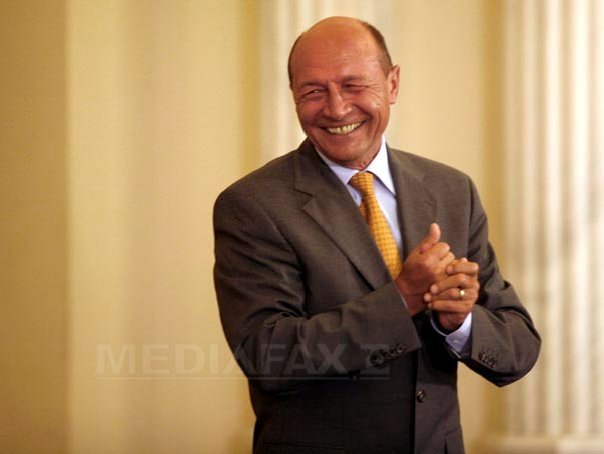 Imaginea articolului Băsescu, înainte de primirea lui Rasmussen, ziariştilor: Cu ce vă ocupaţi azi? Rahova, Jilava, nimic? - VIDEO
