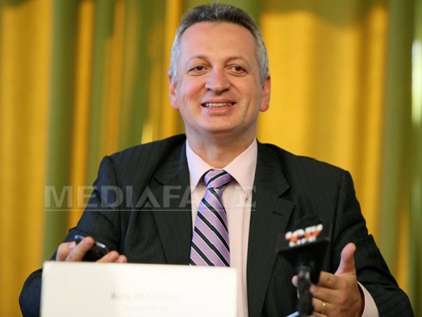 Imaginea articolului Fenechiu: Lui Băsescu nu-i place ce am găsit în minister. Antonescu: N-am discutat cu Ponta pe subiect