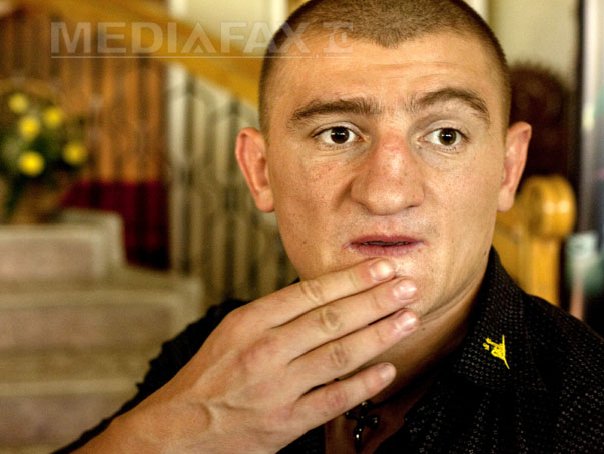 Imaginea articolului Luptătorul de K1 Cătălin Moroşanu, desemnat şeful organizaţiei de tineret a PDL Iaşi