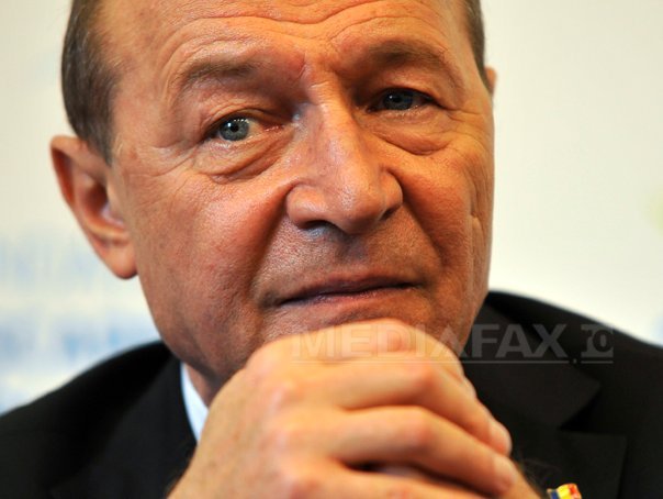Imaginea articolului Băsescu a convocat o şedinţă de lucru cu structurile de securitate. Concluzia: România nu este afectată direct de situaţia din Ucraina