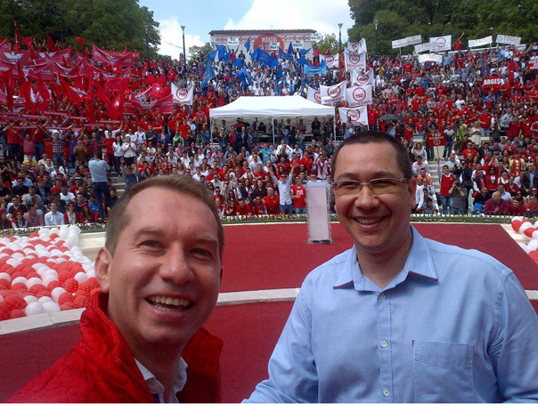 Imaginea articolului Ponta: "Bătălia «selfie»-urilor! Dna Udrea l-a ales pe Băse, eu pe Mihai Sturzu şi 5 mii de tineri!"
