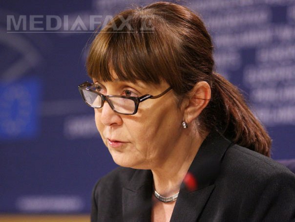 Imaginea articolului Băsescu, despre candidatura Monicăi Macovei: Nu mi se pare corect să continue procesul de rupere a voturilor