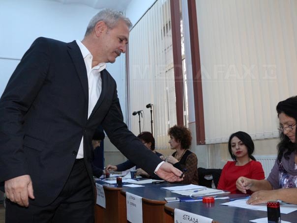 Imaginea articolului Liviu Dragnea va fi reclamat la CNCD pentru declaraţiile de la ieşirea de la vot