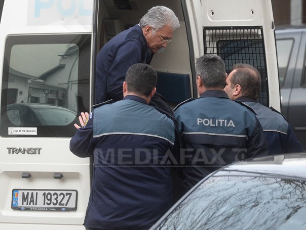 Imaginea articolului Adriean Videanu şi-a dat demisia de la şefia PDL Bucureşti şi e suspendat din partid