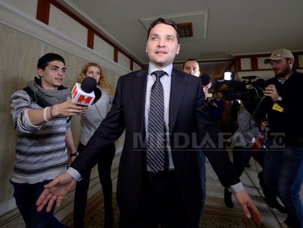 Imaginea articolului Comisia juridică a dat aviz favorabil pentru reţinerea şi arestarea lui Dan Şova. REACŢIA senatorului PSD - VIDEO
