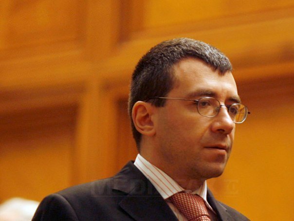 Imaginea articolului Mihai Voicu a demisionat de la şefia Comisiei de Cod electoral. Comisia şi-a suspendat şedinţa