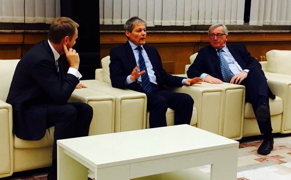 Imaginea articolului Comisia Europeană despre întâlnirea Cioloş-Tusk-Juncker: "Continuăm să lucrăm împreună pentru Europa"