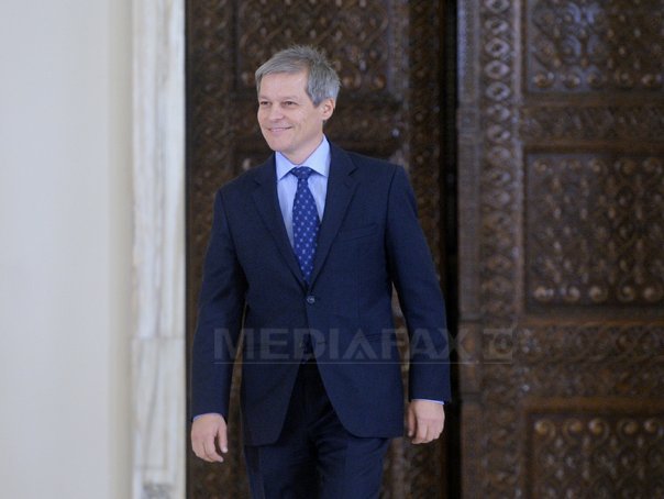 Imaginea articolului Dacian Cioloş a anunţat LISTA NOILOR MINIŞTRI: "Am urmărit să fie oameni profesionişti, integri. O treime sunt femei". DECLARAŢIILE premierului desemnat