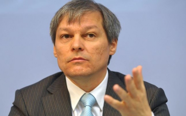 Imaginea articolului Premierul Dacian Cioloş cere o analiză a modului în care România va face faţă unui cutremur/ Guvernul acordă ajutoare de urgenţă pentru românii afectaţi de cutremurul din Italia