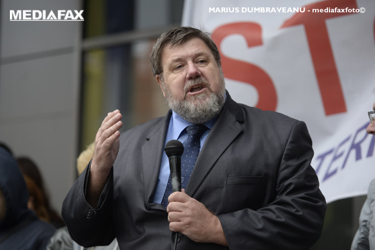 Imaginea articolului Premierul Tudose, acuzaţii grave la adresa lui Bogdan Hossu: Sindicalistul bancherilor şi oamenilor de afaceri care vor să scoată bani din ţară