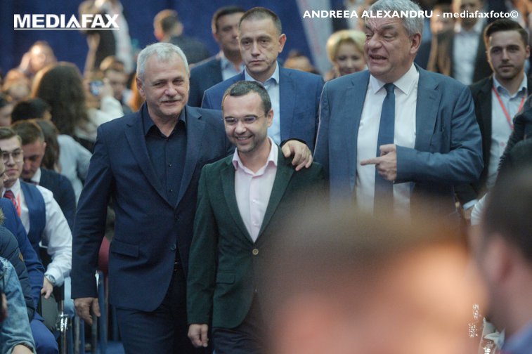 Imaginea articolului Tudose şi-a încheiat discursul în faţa tinerilor social-democraţi cu sintagma „Să trăiţi!"/ Gabriel Petrea, reales în unanimitate preşedinte TSD