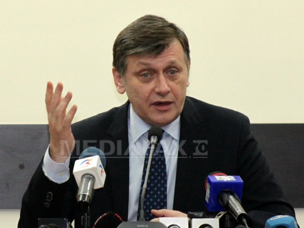 Imaginea articolului Crin Antonescu confirmă o parte din afirmaţiile lui Dragnea: Ponta a zis că a negociat cu Băsescu numirea lui Kovesi. Ce spune despre lista de miniştri dictată de SRI