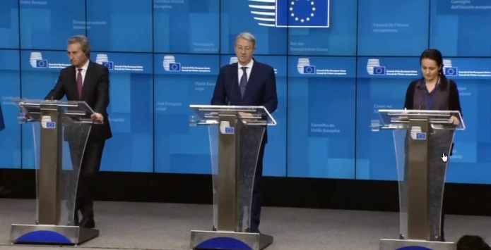Imaginea articolului Preşedinţia la Consiliul UE, axată pe patru piloni: Convergenţă, siguranţă, consolidare şi valori/ Ministrul delegat pentru Afaceri Europene, George Ciamba, în conferinţă la Bruxelles | VIDEO