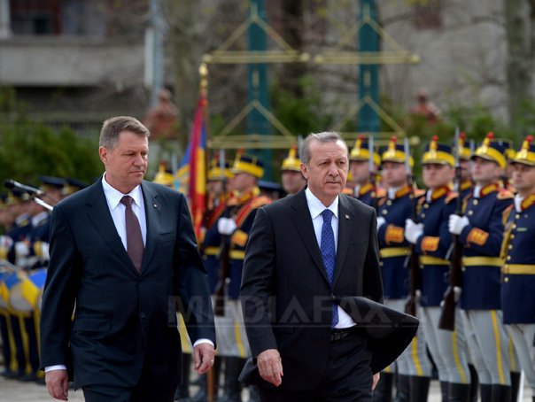 Imaginea articolului Iohannis, mesaj de condoleanţe pentru Erdogan, după cutremurul care a lovit Turcia: Vă asigur de susţinerea mea şi a poporului român