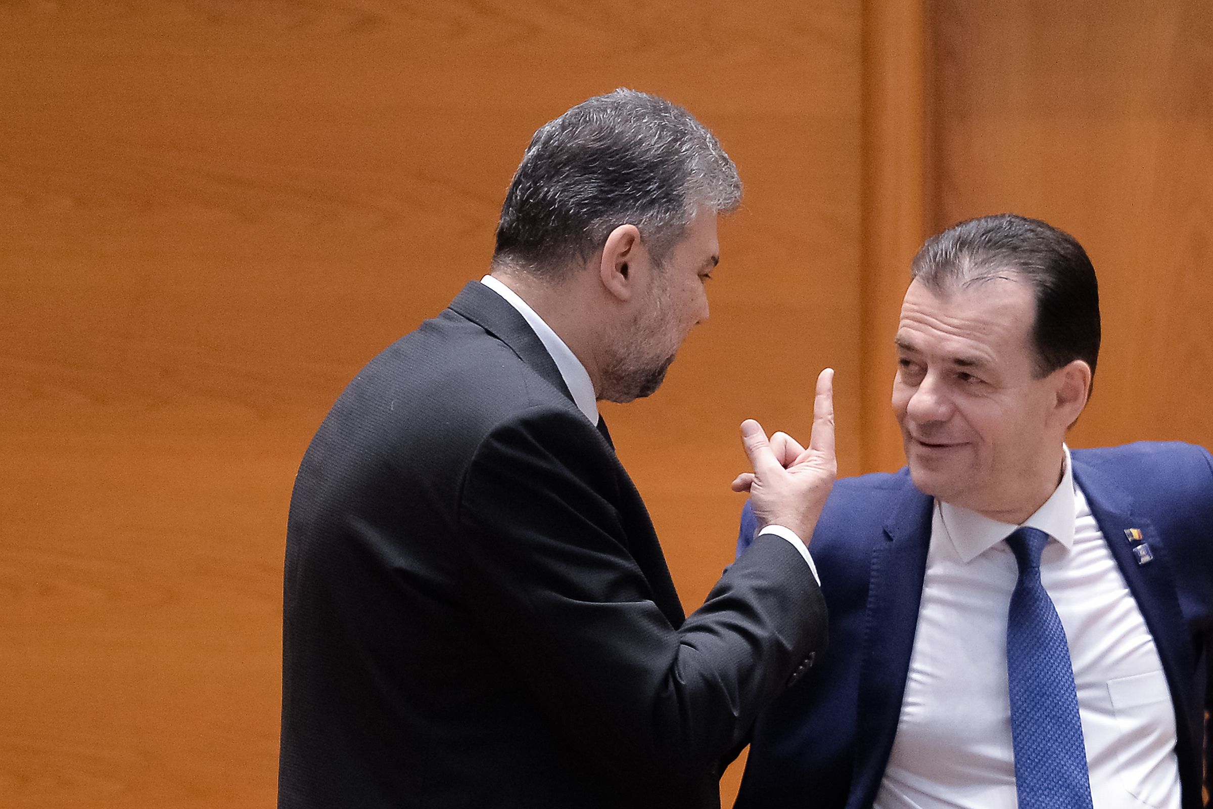 Marcel Ciolacu acuză Guvernul Orban că a numit ilegal 24 de prefecţi şi subprefecţi
