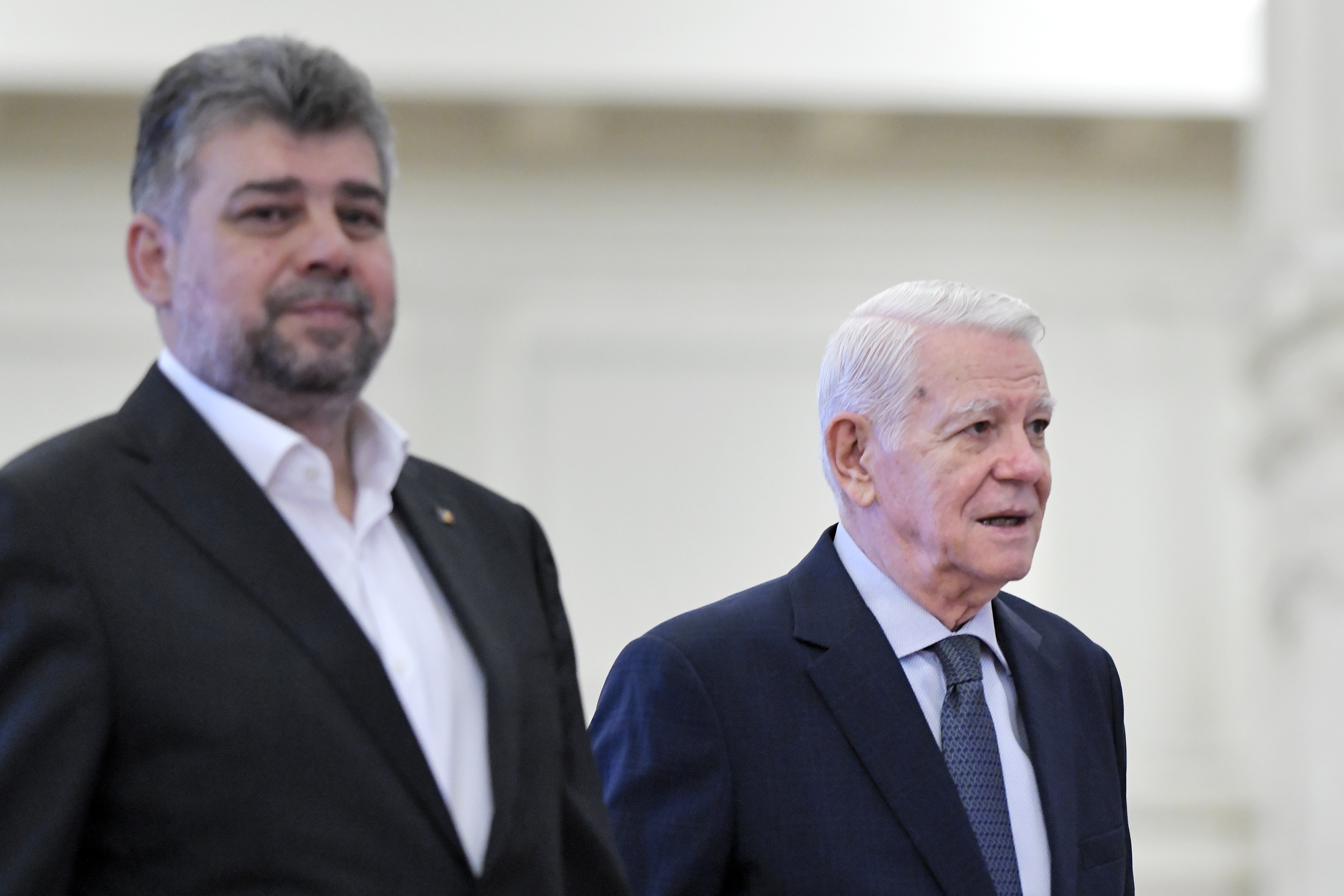 Sesizarea lui Ciolacu şi Meleşcanu pe Legea bugetului de stat, respinsă de judecătorii CCR