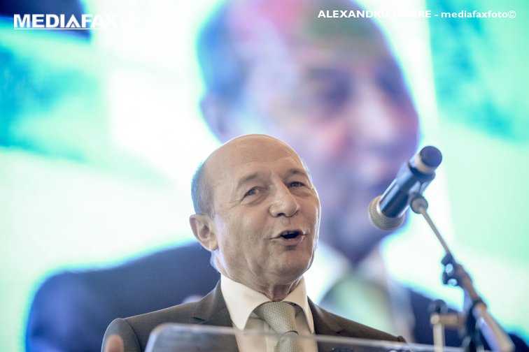 Imaginea articolului PMP îl vrea premier pe Traian Băsescu: Are suficientă experienţă 