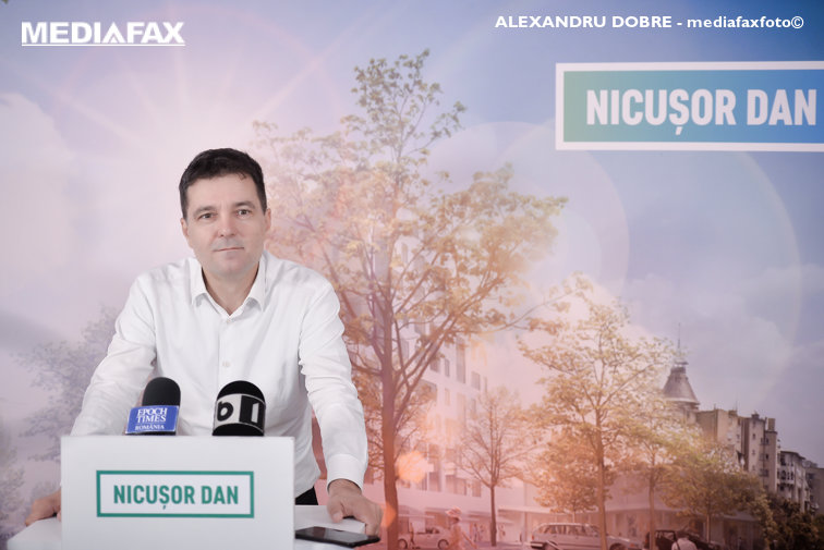 Imaginea articolului PNL îl susţine pe Nicuşor Dan în cursa pentru Primăria Capitalei / Barna: Un mare pas înainte pentru un candidat unic anti-PSD