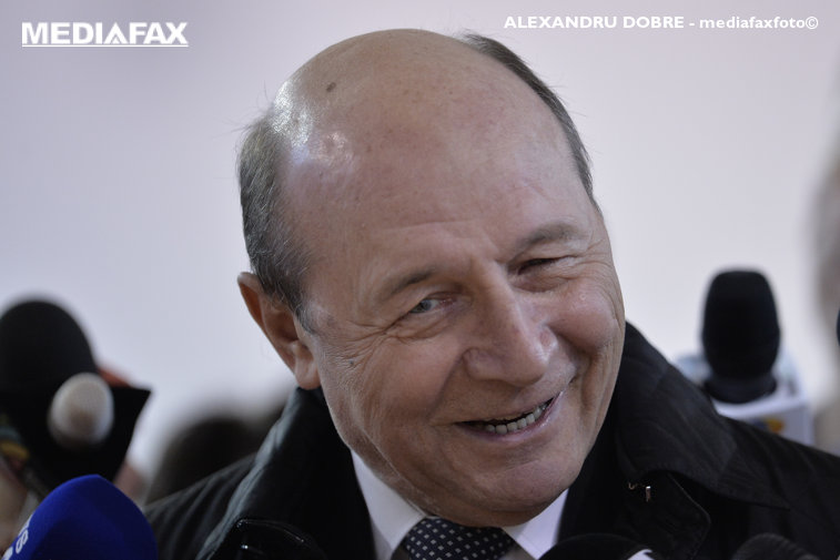 Imaginea articolului USR îl „trimite” pe Traian Băsescu în cursa pentru Primăria Capitalei, candidatura surpriză de la alegerile din Bucureşti