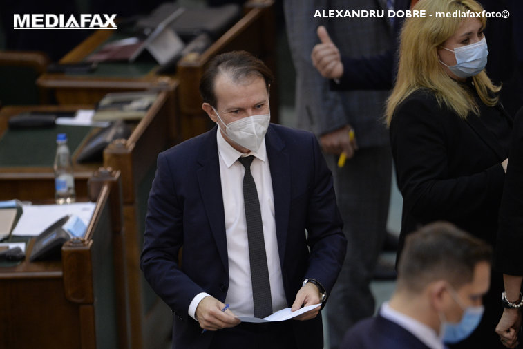 Imaginea articolului Noul Guvern de coaliţie condus de Florin Cîţu a fost învestit de Parlament. Mesaj scurt al lui Iohannis, la ceremonia de învestire 