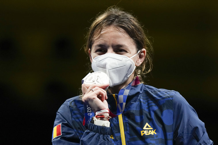 Imaginea articolului Jigniri la adresa sportivei Ana Maria Popescu din partea unui consilier PNL: "Nu merita să poarte medalia la gât, ci să şi-o bage în fund"