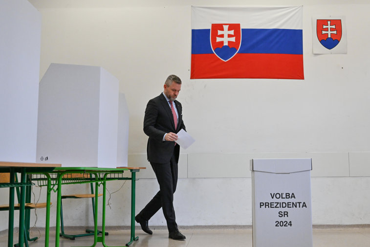 Imaginea articolului Un populist pro-rus a câştigat alegerile prezidenţiale din Slovacia