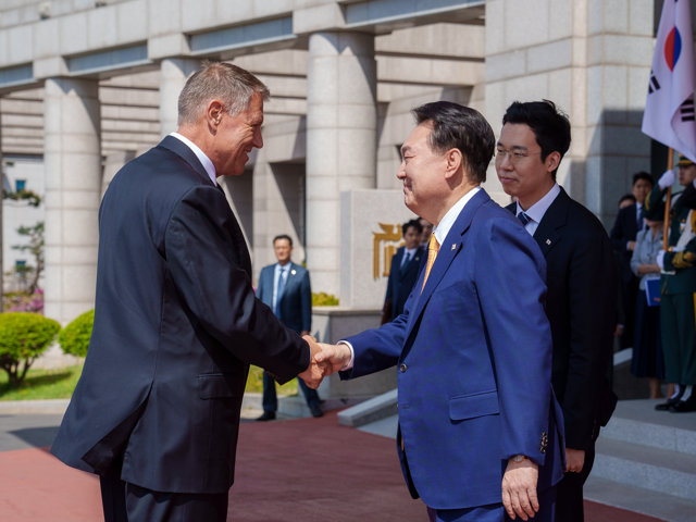 Klaus Iohannis, primit de preşedintele Republicii Coreea, Yoon Suk-yeol|EpicNews