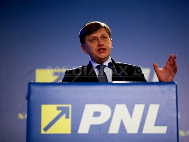 Imaginea articolului Antonescu: PSD este chiar dator PNL şi mie în materie de colaborare şi de deschidere