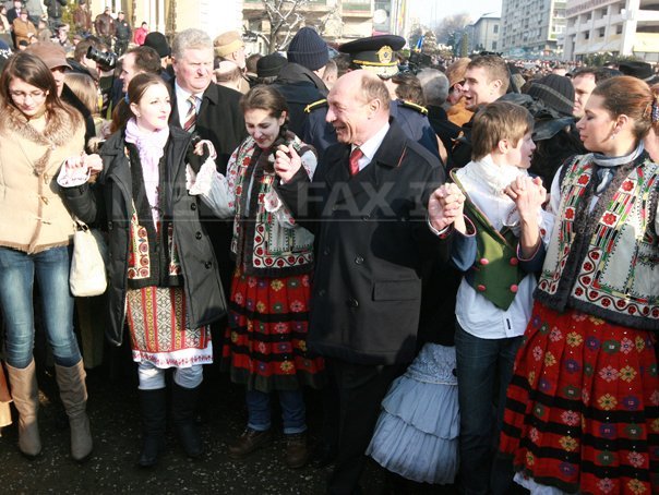 Imaginea articolului Băsescu, huiduit la manifestaţiile organizate la Iaşi de Ziua Unirii - VIDEO