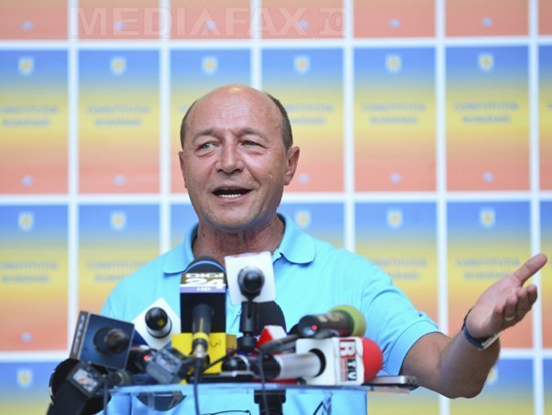 Imaginea articolului Băsescu: Când Guvernul depune listele electorale la Curtea Constituţională voi cere scurtarea termenului de pronunţare 
