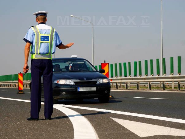Imaginea articolului Record de viteză pe Autostrada Bucureşti-Constanţa: Un şofer a fost prins circulând cu 242 de kilometri la oră