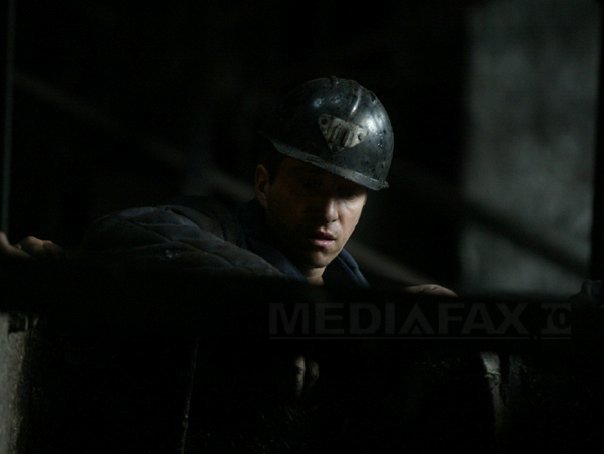 Imaginea articolului Proteste în Valea Jiului: Doi mineri spitalizaţi s-au întors în subteran. Alţi doi, transportaţi la spital
