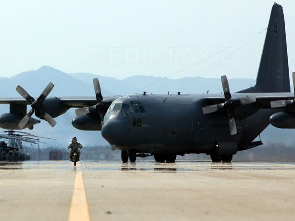 Imaginea articolului Guvernul a trimis un avion pentru repatrierea celor doi militari români decedaţi în Afganistan