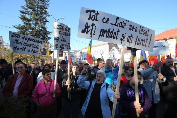 Imaginea articolului Proteste în ţară faţă de proiectul minier de la Roşia Montană