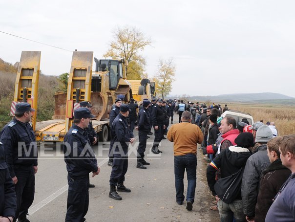 Imaginea articolului Un nou protest faţă de gazele de şist, desfăşurat în comuna Pungeşti