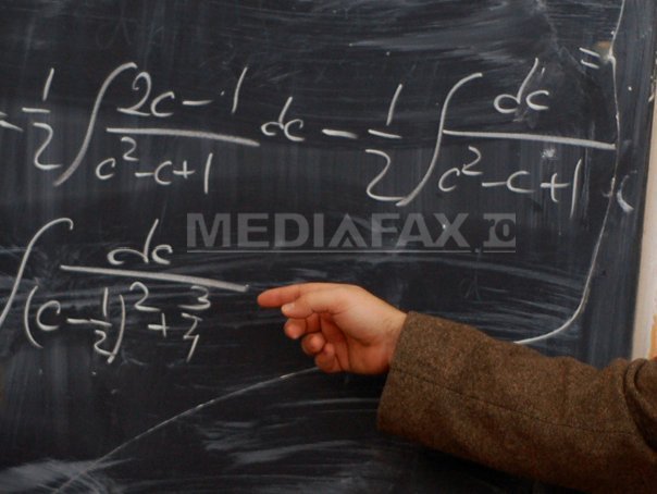 Imaginea articolului Gorj: Toţi elevii unei clase a XII-a de la liceul din Turceni au rămas corigenţi la matematică