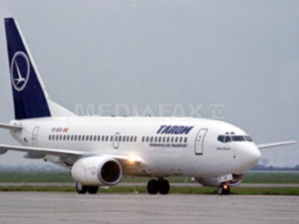 Imaginea articolului Un avion al Tarom nu a putut decola de pe aeroportul din Iaşi din cauza unor probleme tehnice