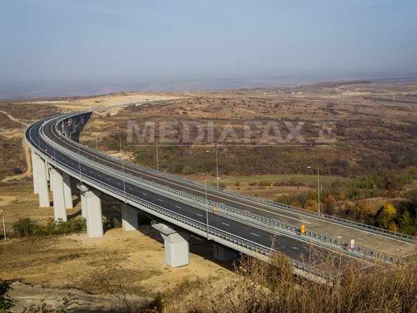 Imaginea articolului Cum arată autostrada Sibiu-Orăştie. IMAGINI din timpul lucrărilor la lotul III - GALERIE FOTO