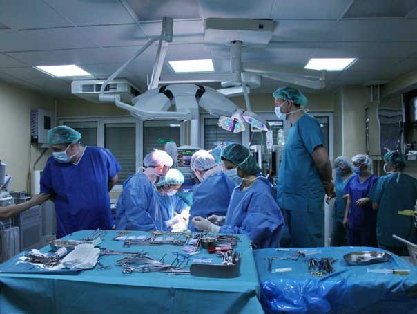Imaginea articolului CONFERINŢA MEDIAFAX - Spitalul "Sfânta Maria" din Capitală a deschis un centru pentru tratarea pacienţilor cu cancer la sân 