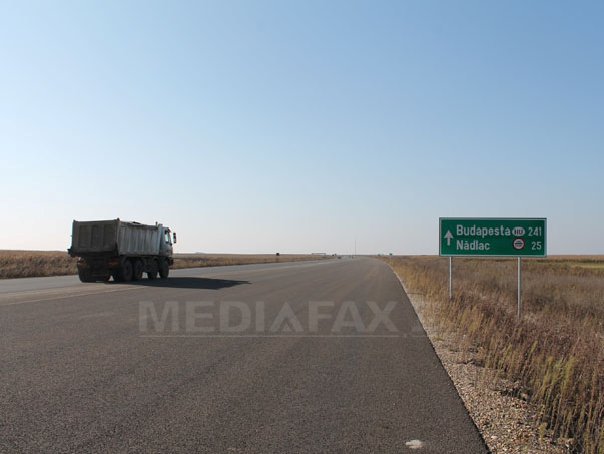 Imaginea articolului Lotul I al autostrăzii Nădlac-Arad ar putea fi deschis circulaţiei săptămâna viitoare