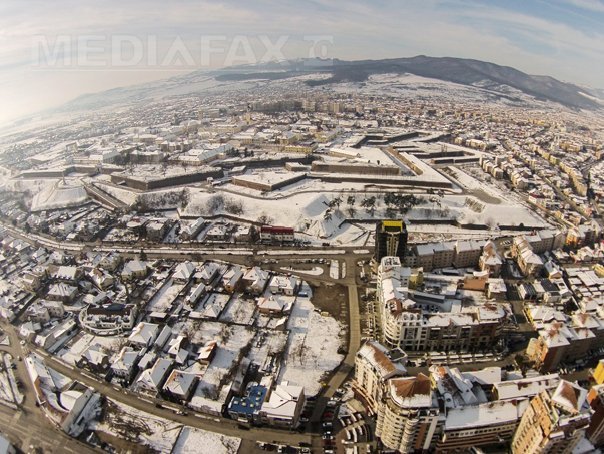 Imaginea articolului Taxă pentru autoturismele care intră în cetatea istorică din Alba Iulia
