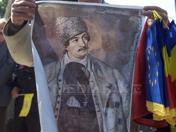 Imaginea articolului Iohannis: Susţin iniţiativa cinstirii memoriei lui Avram Iancu. Legea să respecte anumite criterii