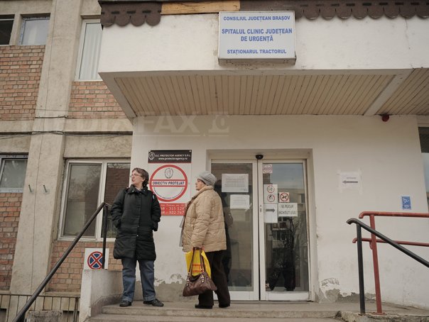 Imaginea articolului Spitalul Judeţean Braşov, amendat de Direcţia de Sănătate Publică pentru nereguli, cea mai gravă privind schimbul de gardă de la "Tractorul"