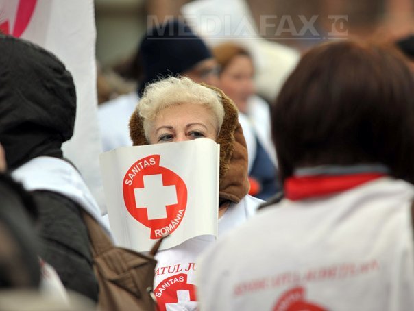 Imaginea articolului Sindicaliştii Federaţiei Sanitas protestează la ministerele Sănătăţii, Muncii şi Finanţelor 