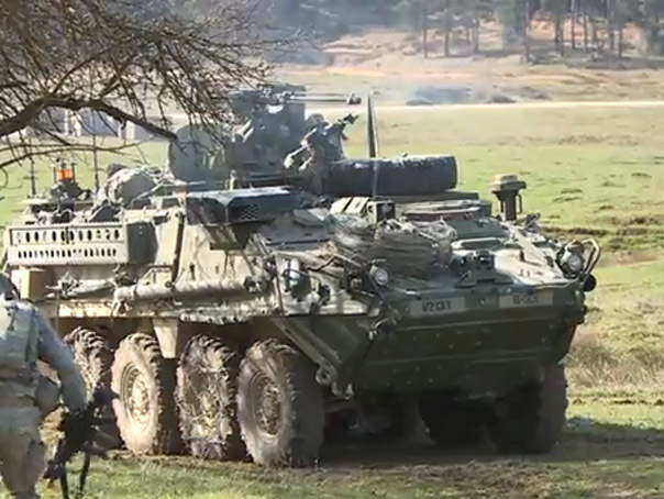 Imaginea articolului Exerciţiu NATO: Cum apără militarii români un sat din Germania - VIDEO