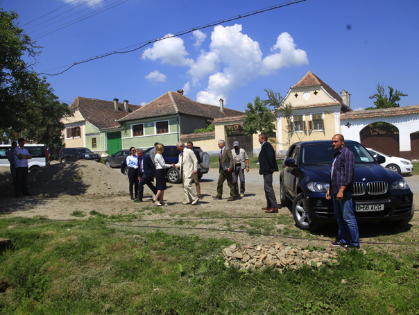 Imaginea articolului Prinţul Charles: Am lansat fundaţia în România pentru că am o stră-stră-străbunică din Transilvania - FOTO şi VIDEO