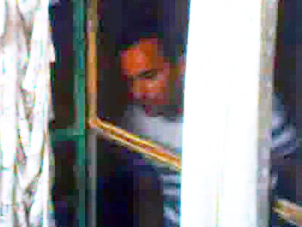 Imaginea articolului Bărbat căutat de poliţişti după ce a agresat sexual patru copii în liftul unui bloc din Capitală