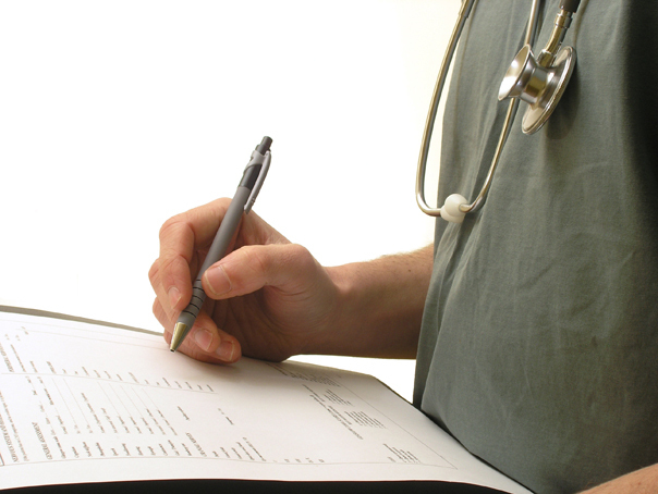 Imaginea articolului Un medic de familie din Galaţi a înscris 60 de persoane pe lista sa de pacienţi fără acordul lor