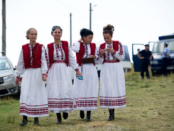 Imaginea articolului Mii de persoane, aşteptate la Târgul de Fete de pe Muntele Găina, cea mai mare sărbătoare populară